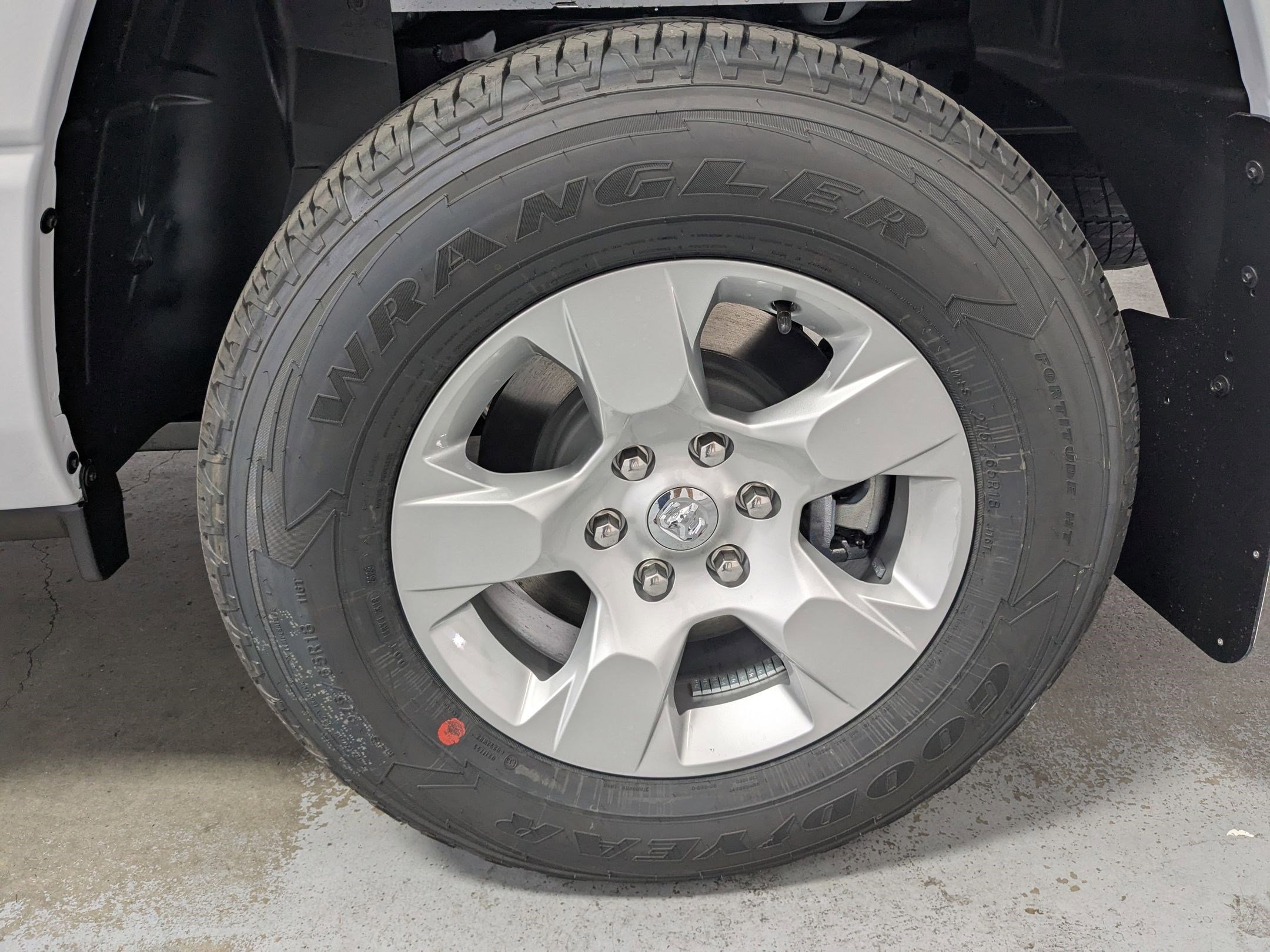 2025 Ram 1500 Tradesman photo 15