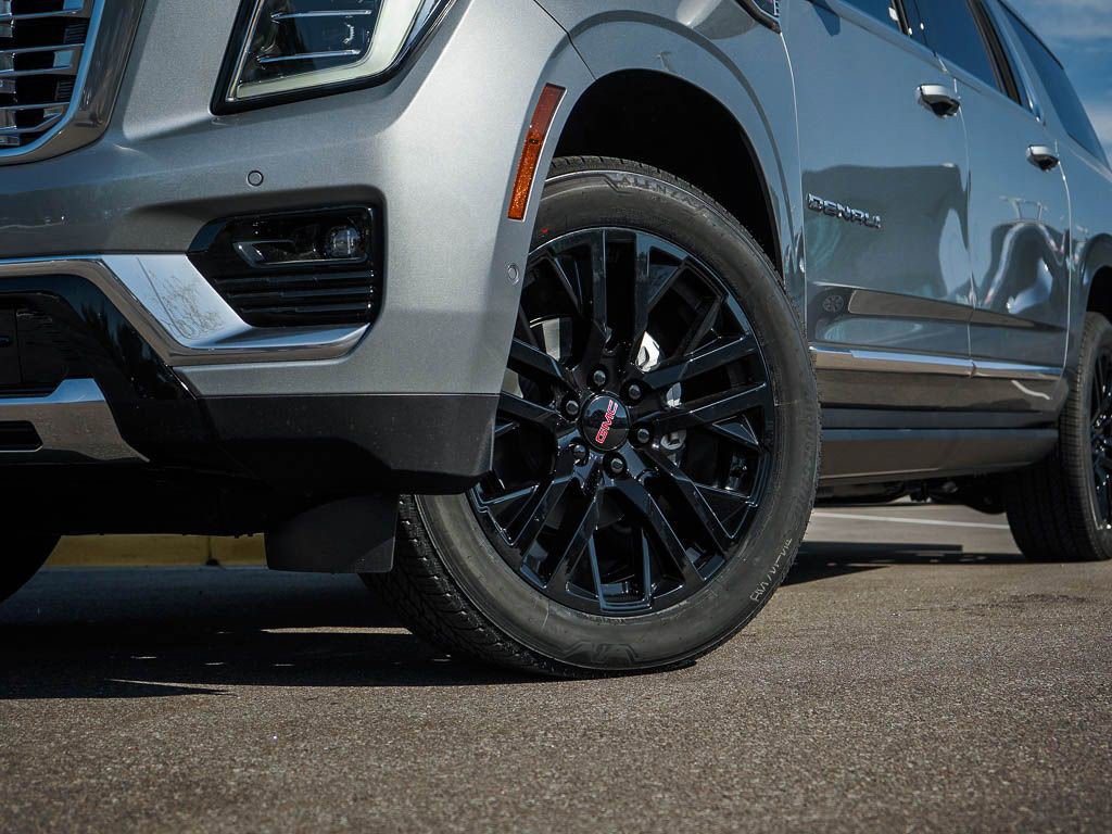 2026 Gmc Yukon XL Denali photo 3