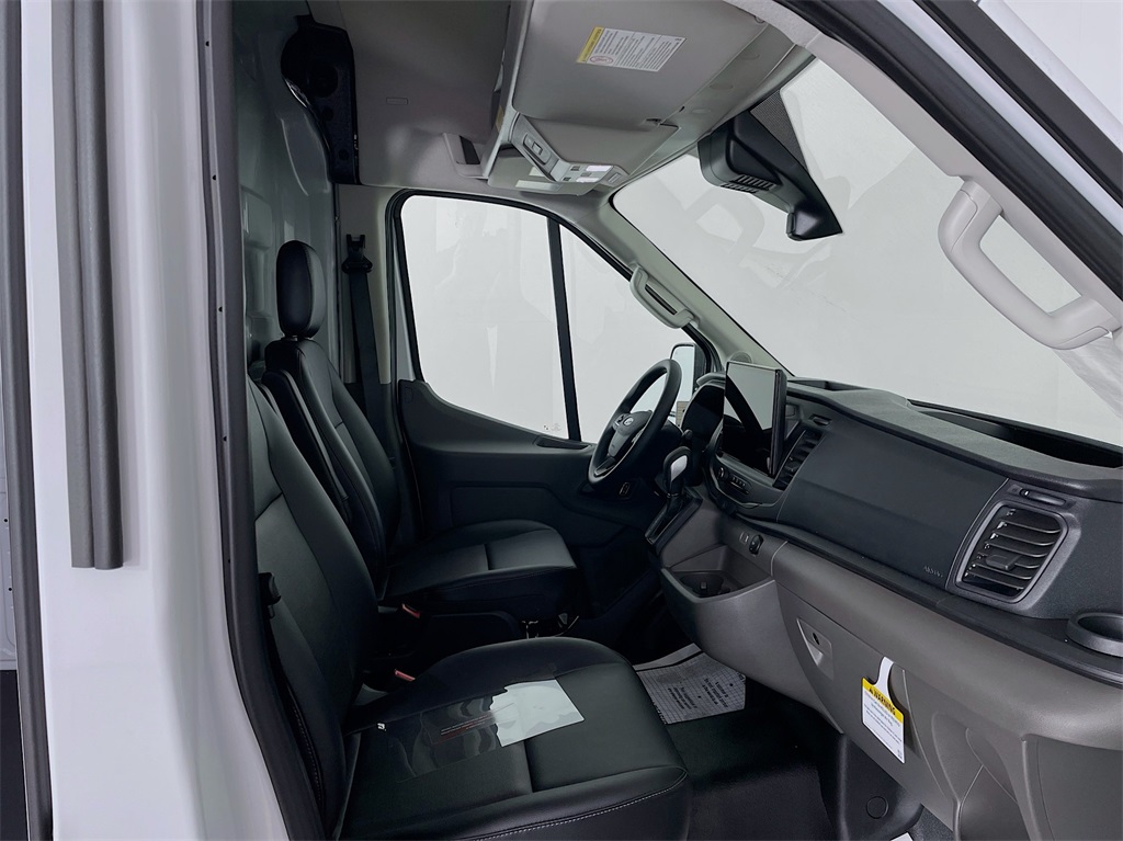 2024 Ford Transit Cargo Van photo 20