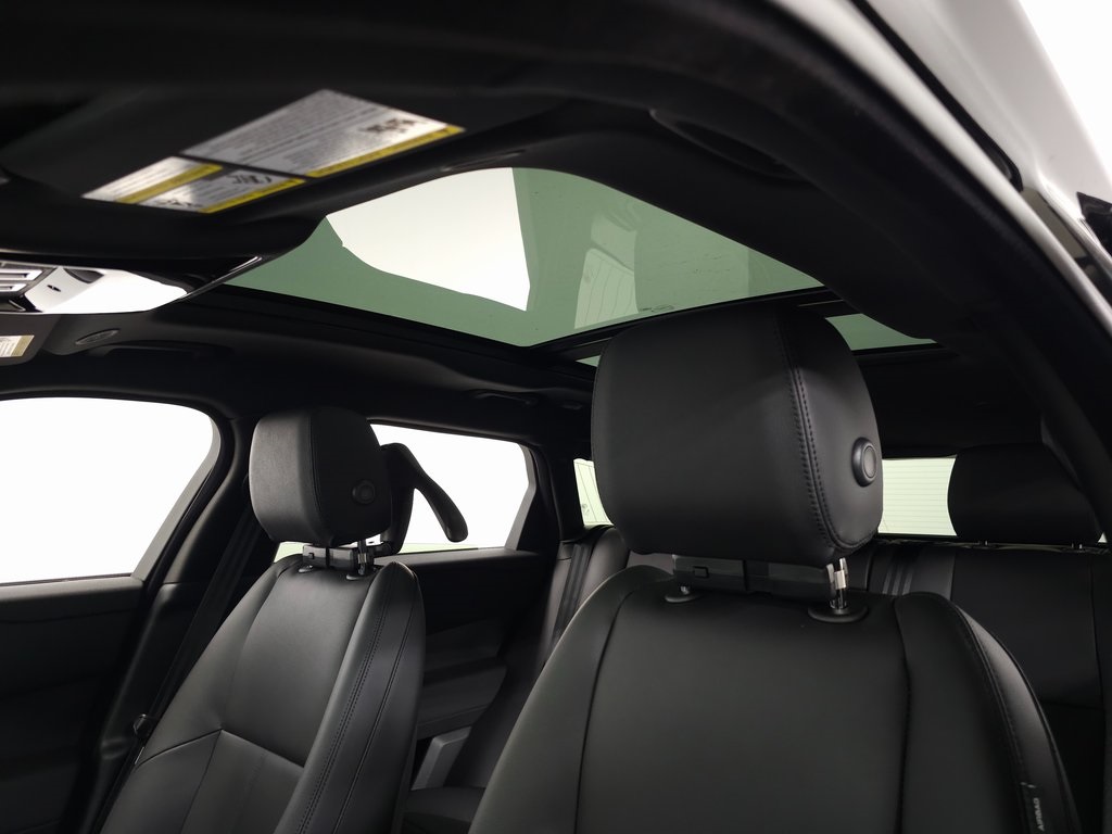 2026 LAND ROVER RANGE ROVER VELAR - Image 15