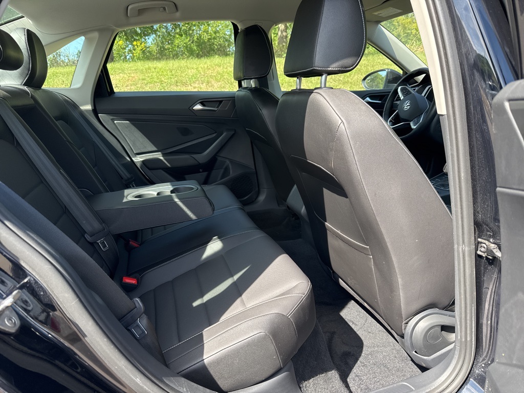 2022 Volkswagen Jetta 1.5T SE photo 16