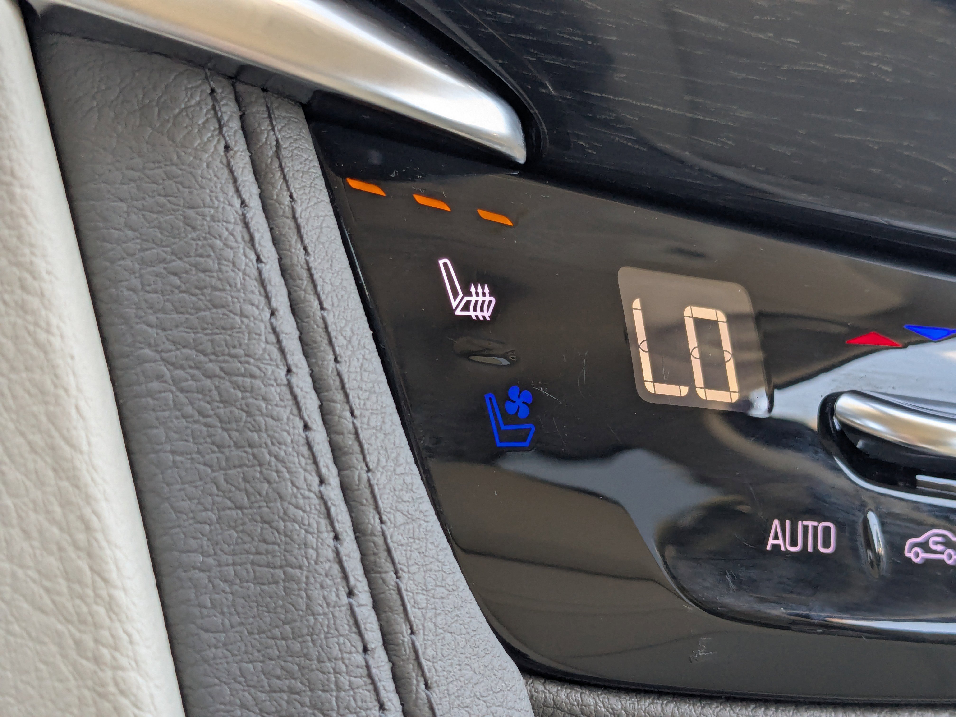 2023 Cadillac XT6 Premium Luxury photo 19