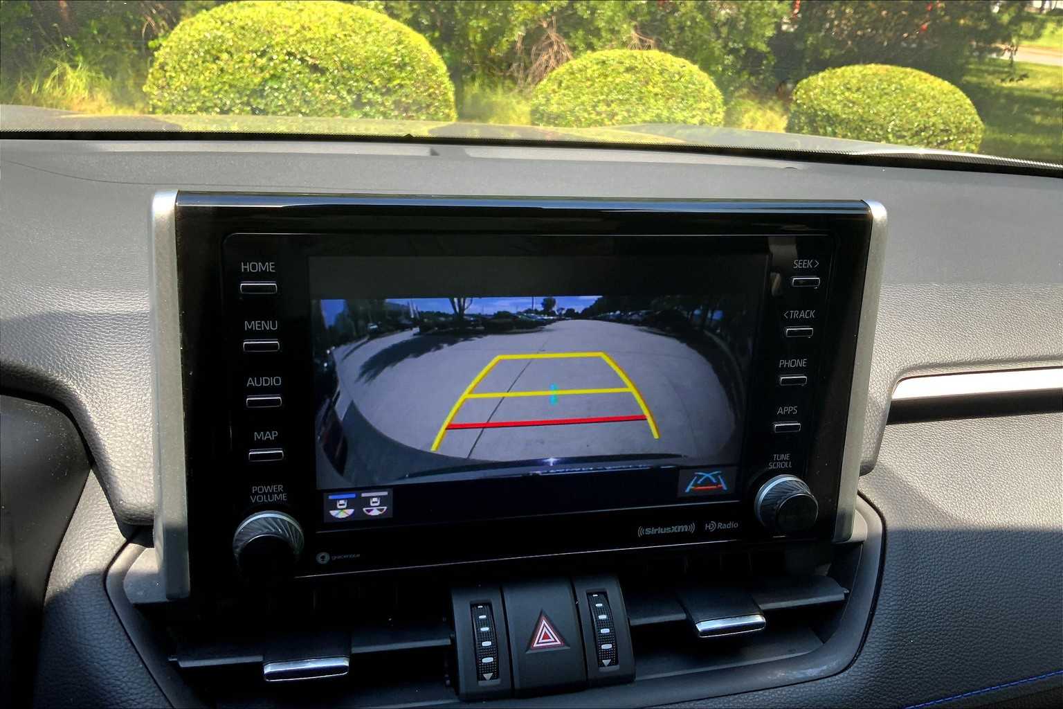 2021 Toyota RAV4 Hybrid XSE photo 22