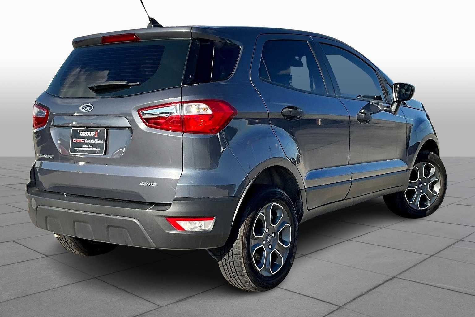 2022 Ford EcoSport S photo 11