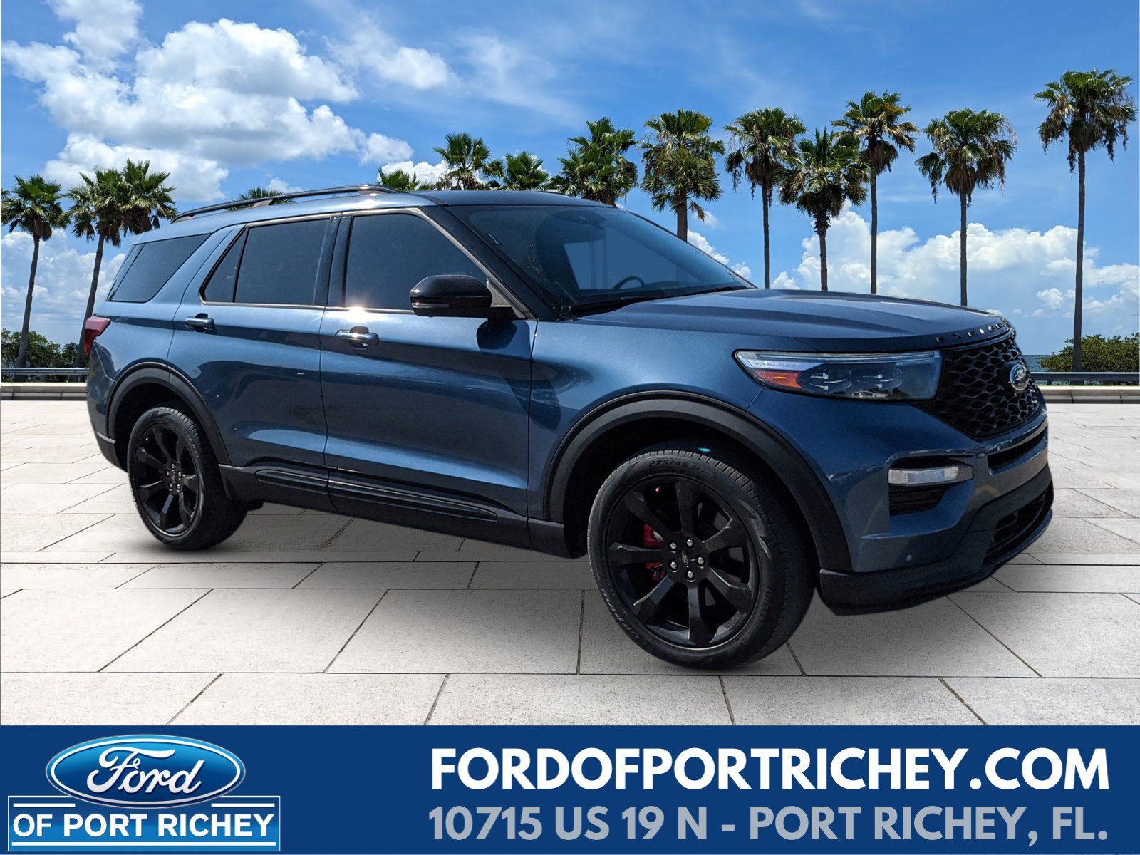 2020 Ford Explorer ST's photo