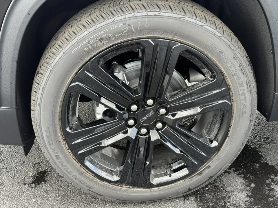 2026 GMC ACADIA - Image 10