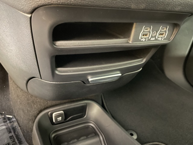 2025 Chrysler Pacifica photo 32
