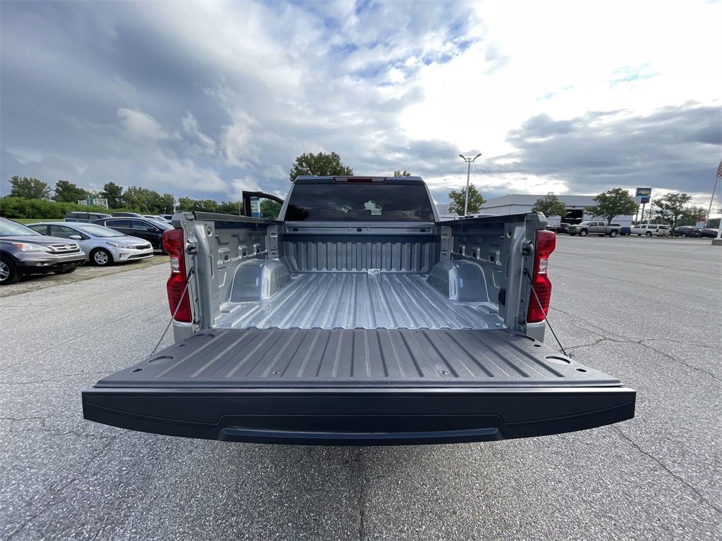 2026 Chevrolet Silverado 1500 LT photo 18