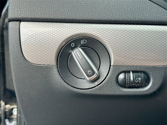 2017 Volkswagen Jetta 1.4T SE photo 32