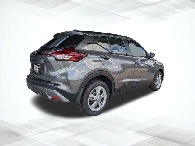 2025 Nissan Kicks Play S photo 3