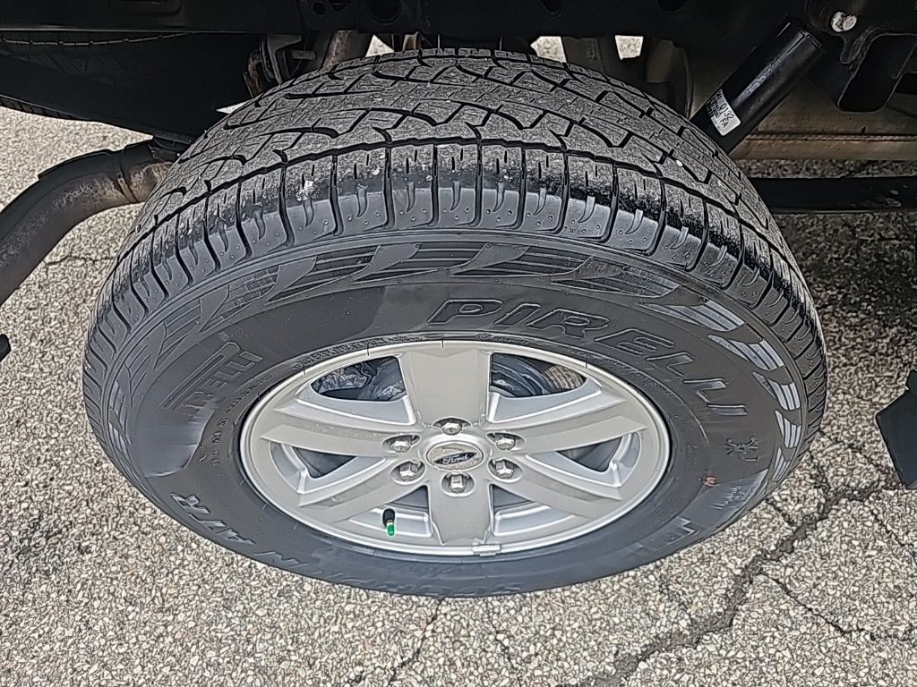 2022 Ford F-150 XLT photo 32