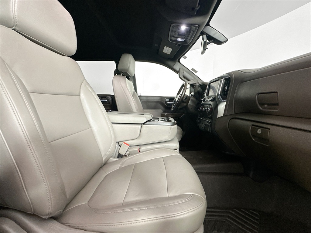 2020 Chevrolet Silverado 1500 LT photo 26