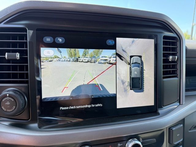 2025 Ford F-150 Lightning XLT photo 28