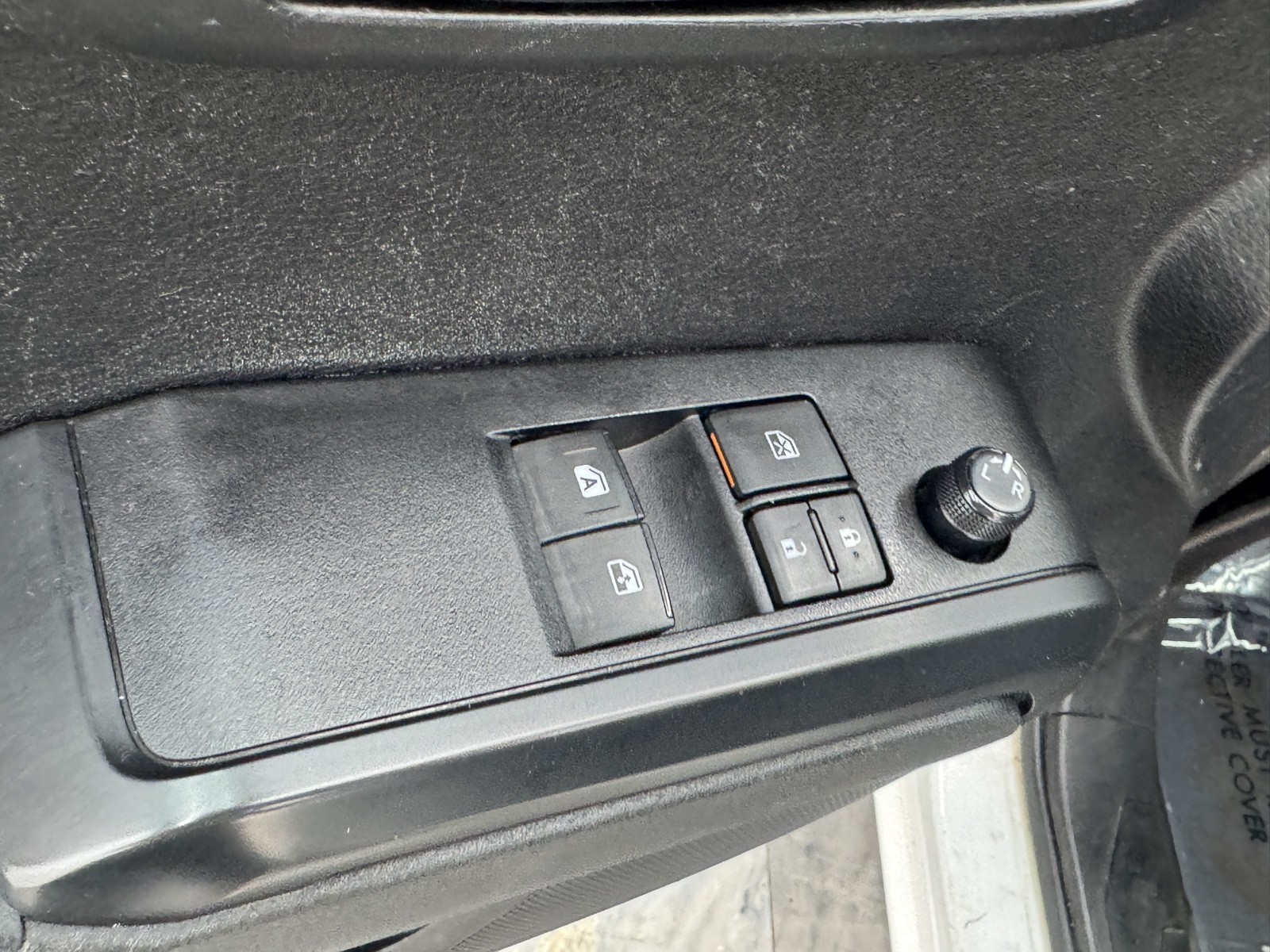 2021 Toyota Tacoma SR Access Cab photo 28