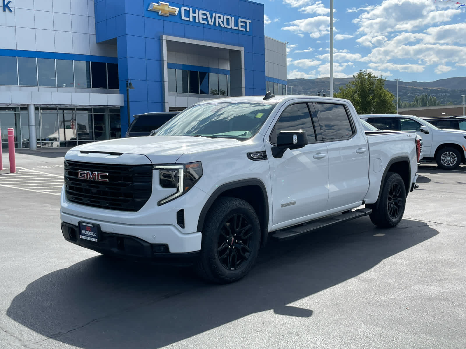 2024 Gmc Sierra 1500 Elevation photo 2