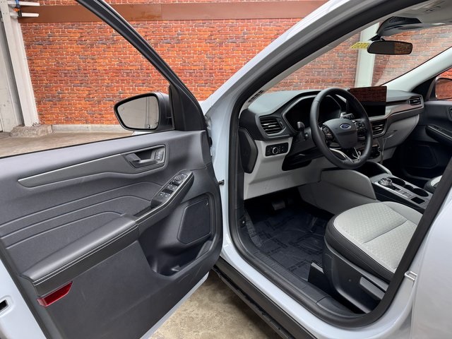 2025 Ford Escape Active photo 9