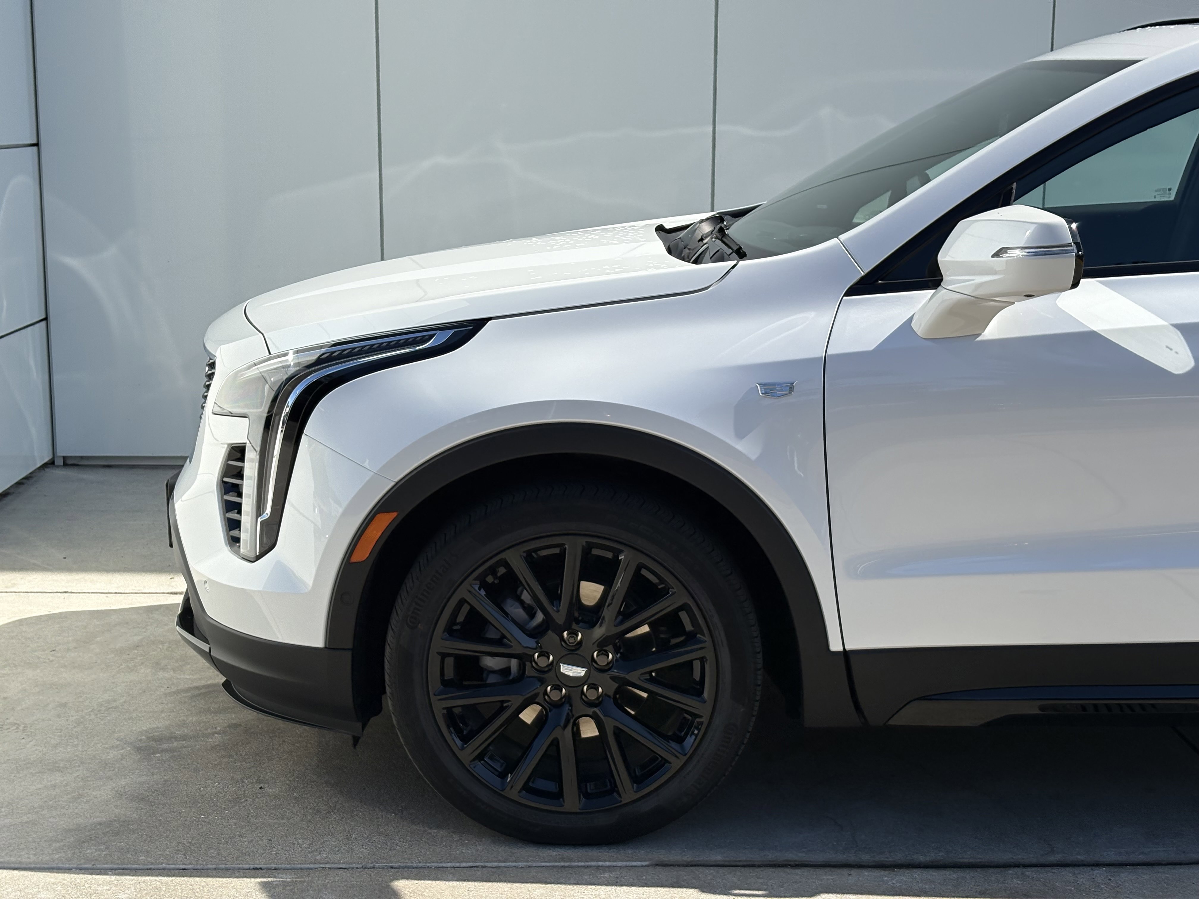 2022 Cadillac XT4 Sport photo 5