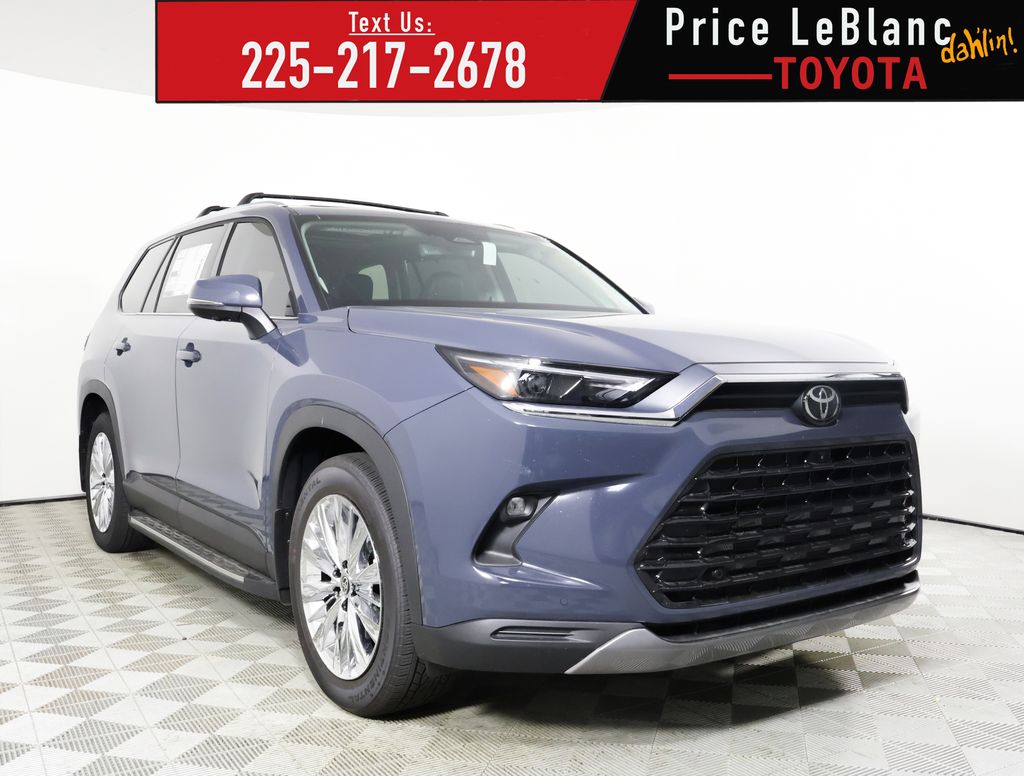 2026 Toyota Grand Highlander Platinum's photo