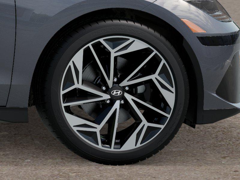 2025 Hyundai Ioniq 6 SEL photo 8