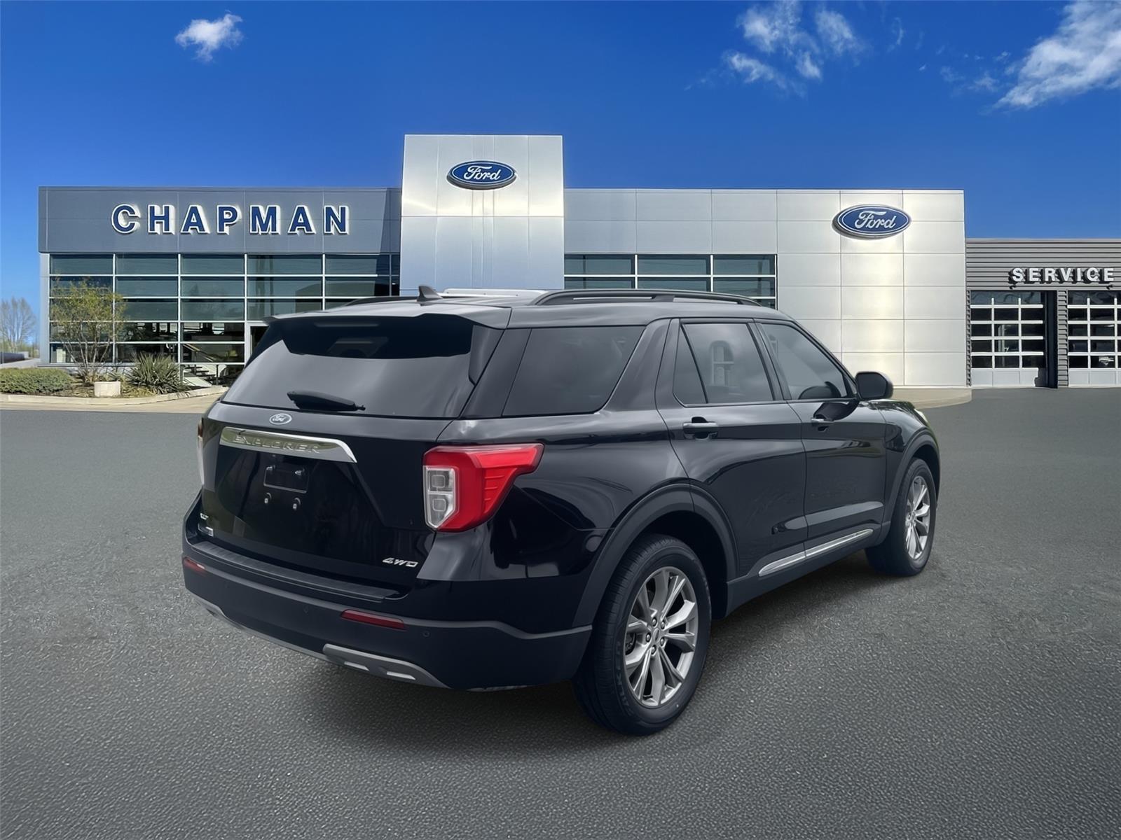 2022 Ford Explorer XLT photo 11