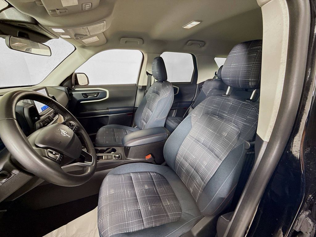 2024 Ford Bronco Sport Heritage photo 2