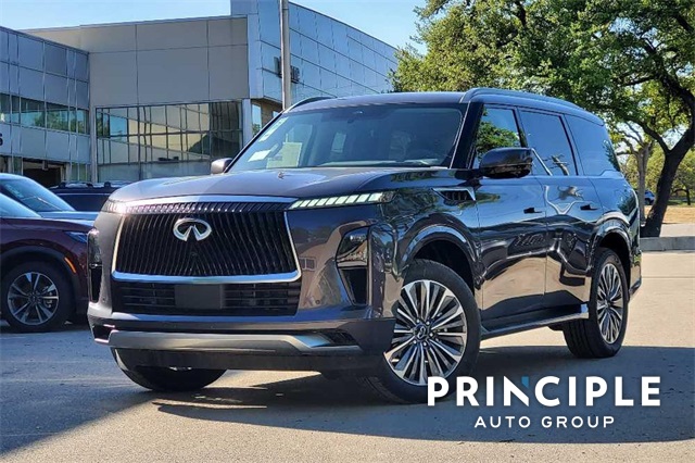 2025 Infiniti QX80 Luxe photo 2