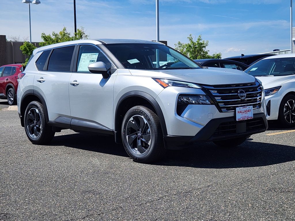 2025 Nissan Rogue SV photo 4