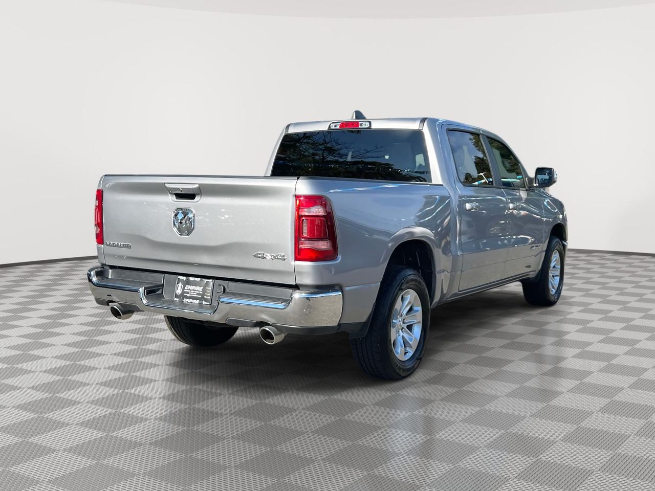 2024 Ram 1500 Laramie photo 4