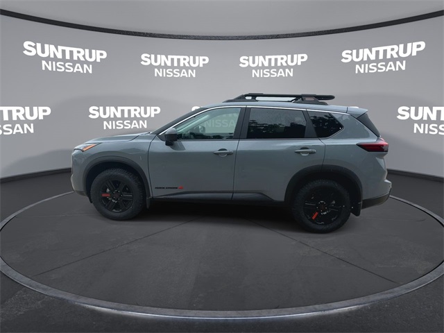 2025 Nissan Rogue SV photo 4