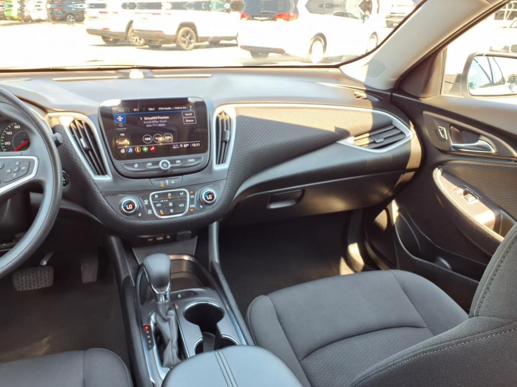 2023 Chevrolet Malibu 1LT photo 21