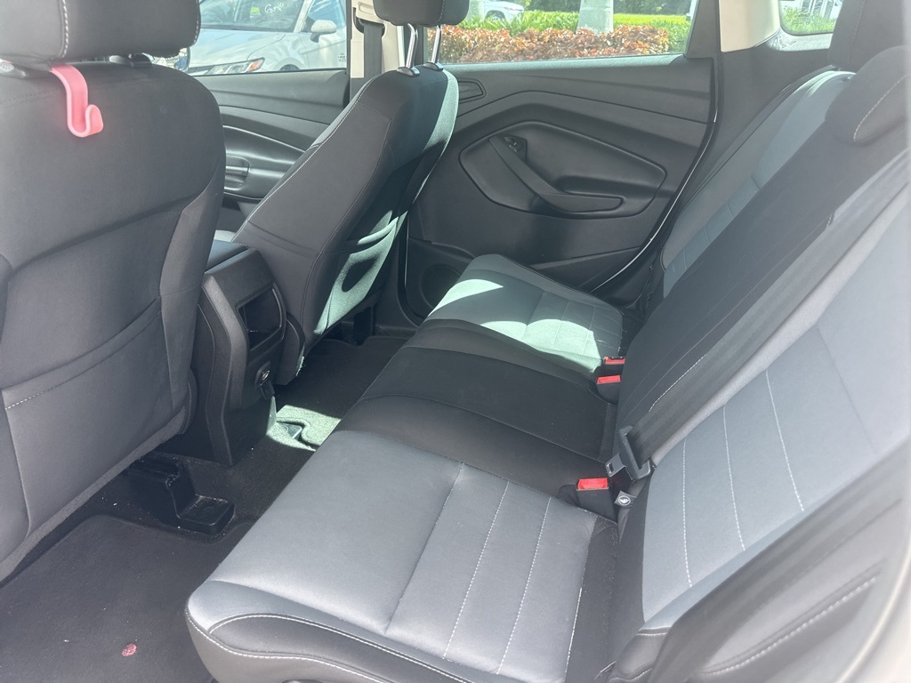 2017 Ford Escape S photo 3
