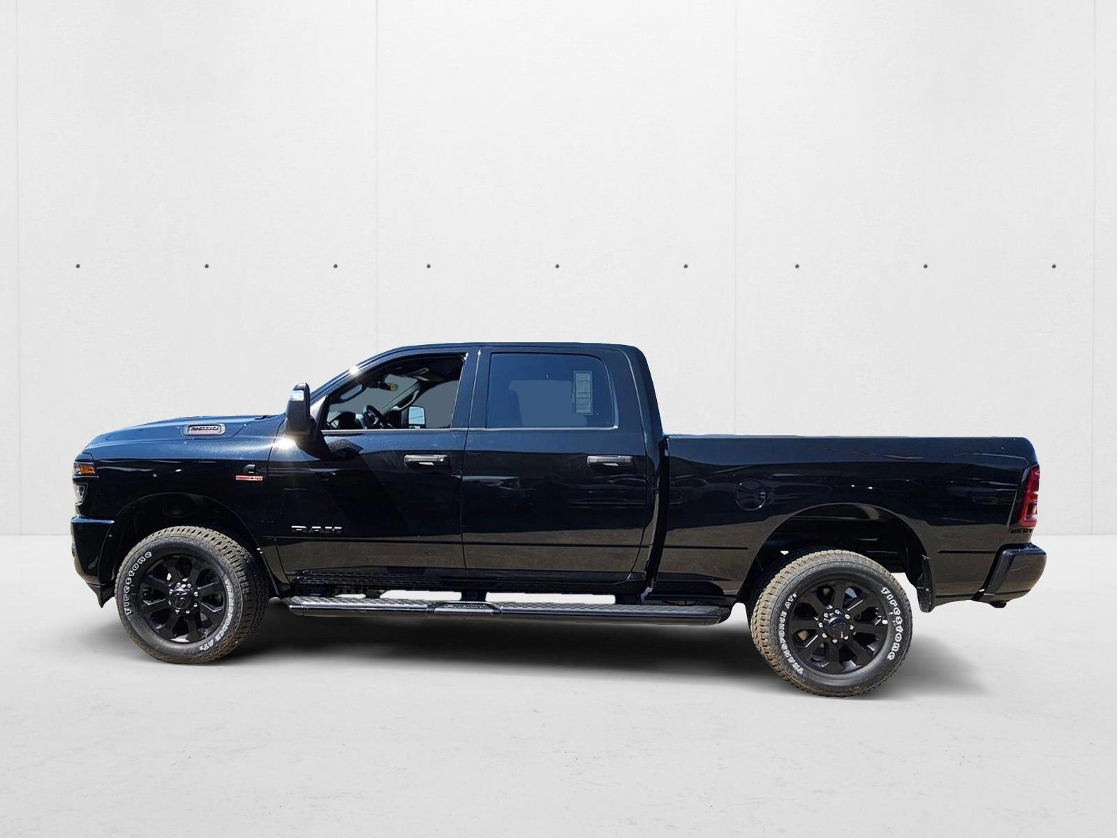 2025 Ram 2500 Big Horn photo 4
