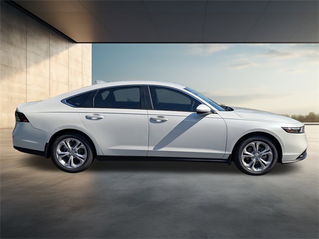 2025 Honda Accord LX photo 3