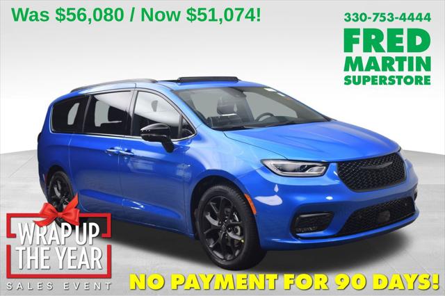 2026 Chrysler Pacifica Limited's photo