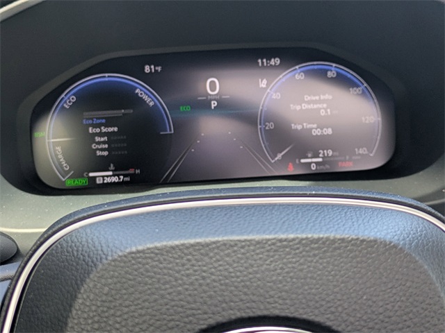 2025 Toyota RAV4 Hybrid XSE photo 32