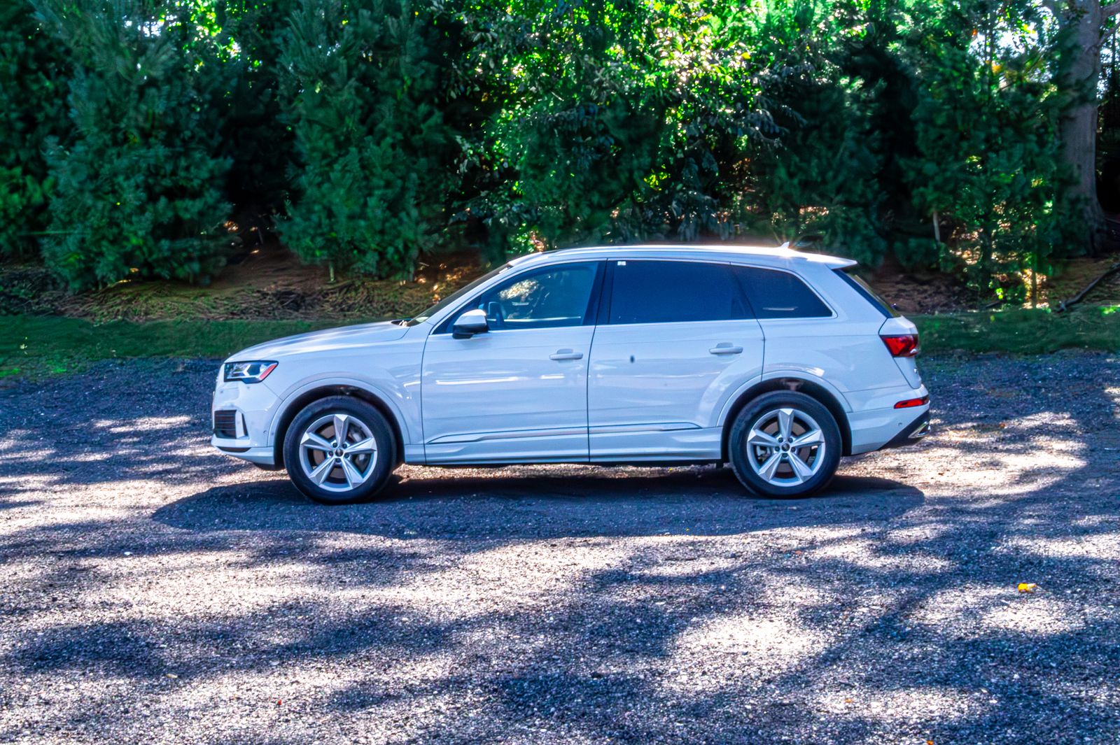 2021 Audi Q7 45 Premium photo 4