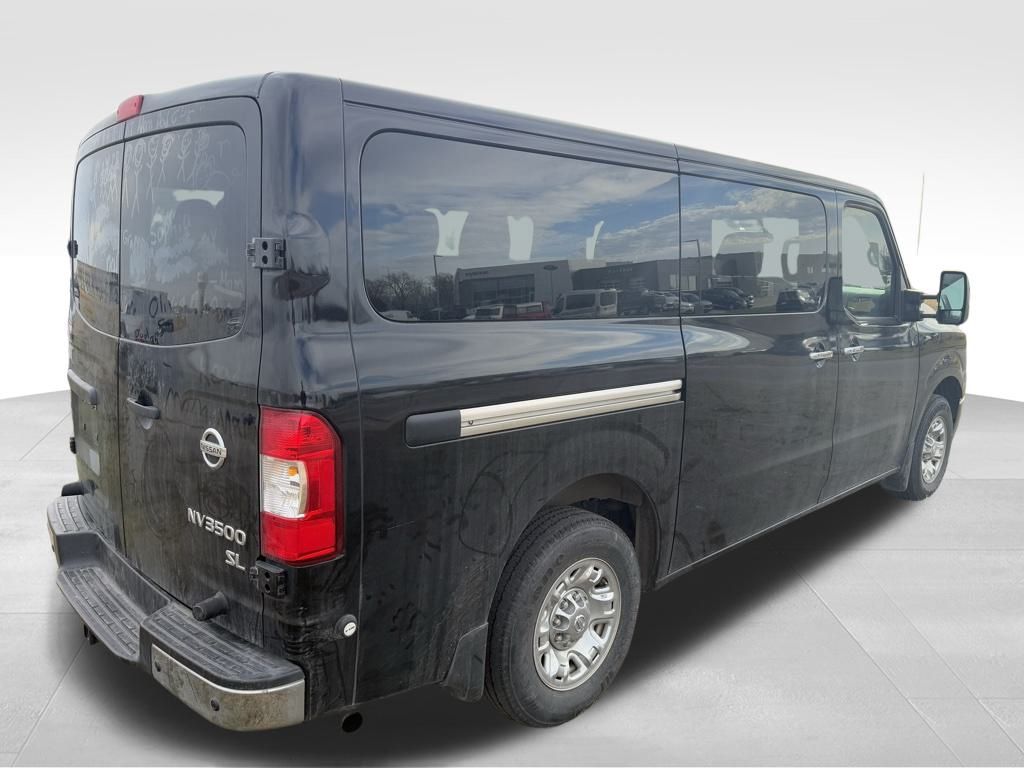 2018 Nissan NV3500 photo 3