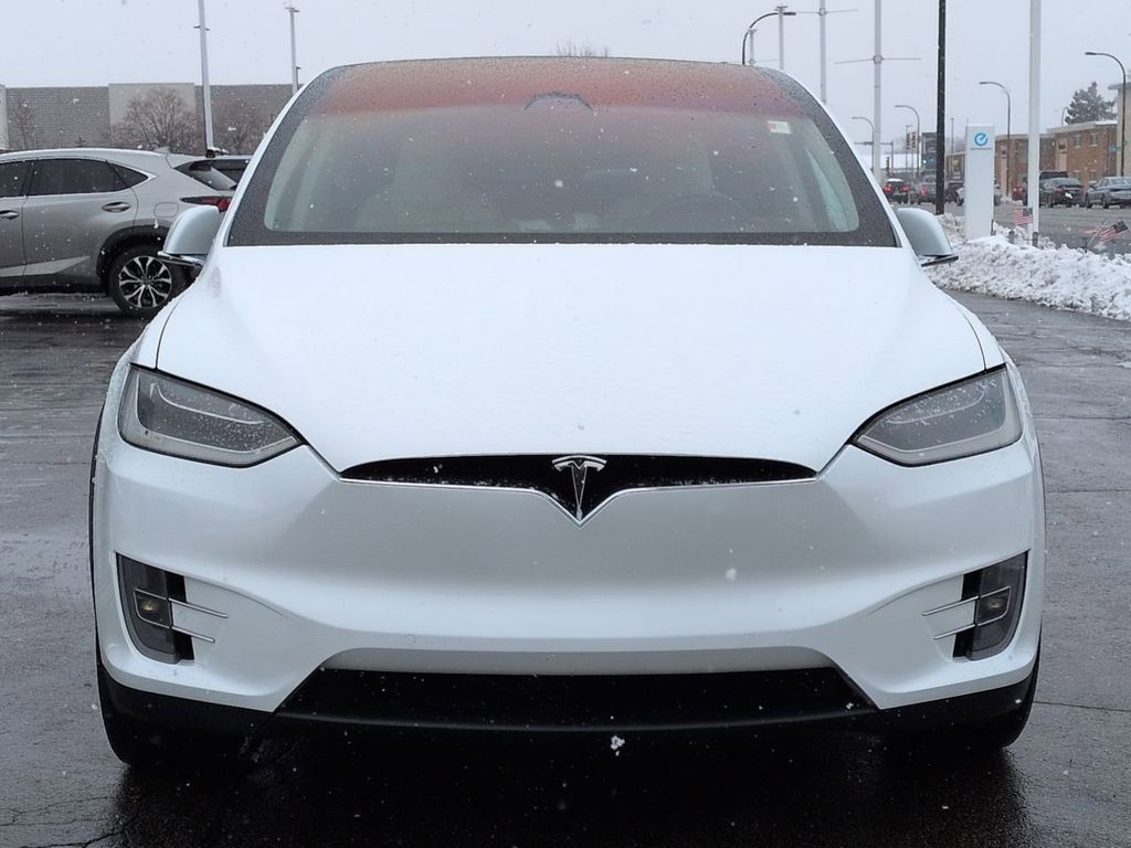 Used 2018 Tesla Model X 75D with VIN 5YJXCDE26JF103174 for sale in Oak Lawn, IL