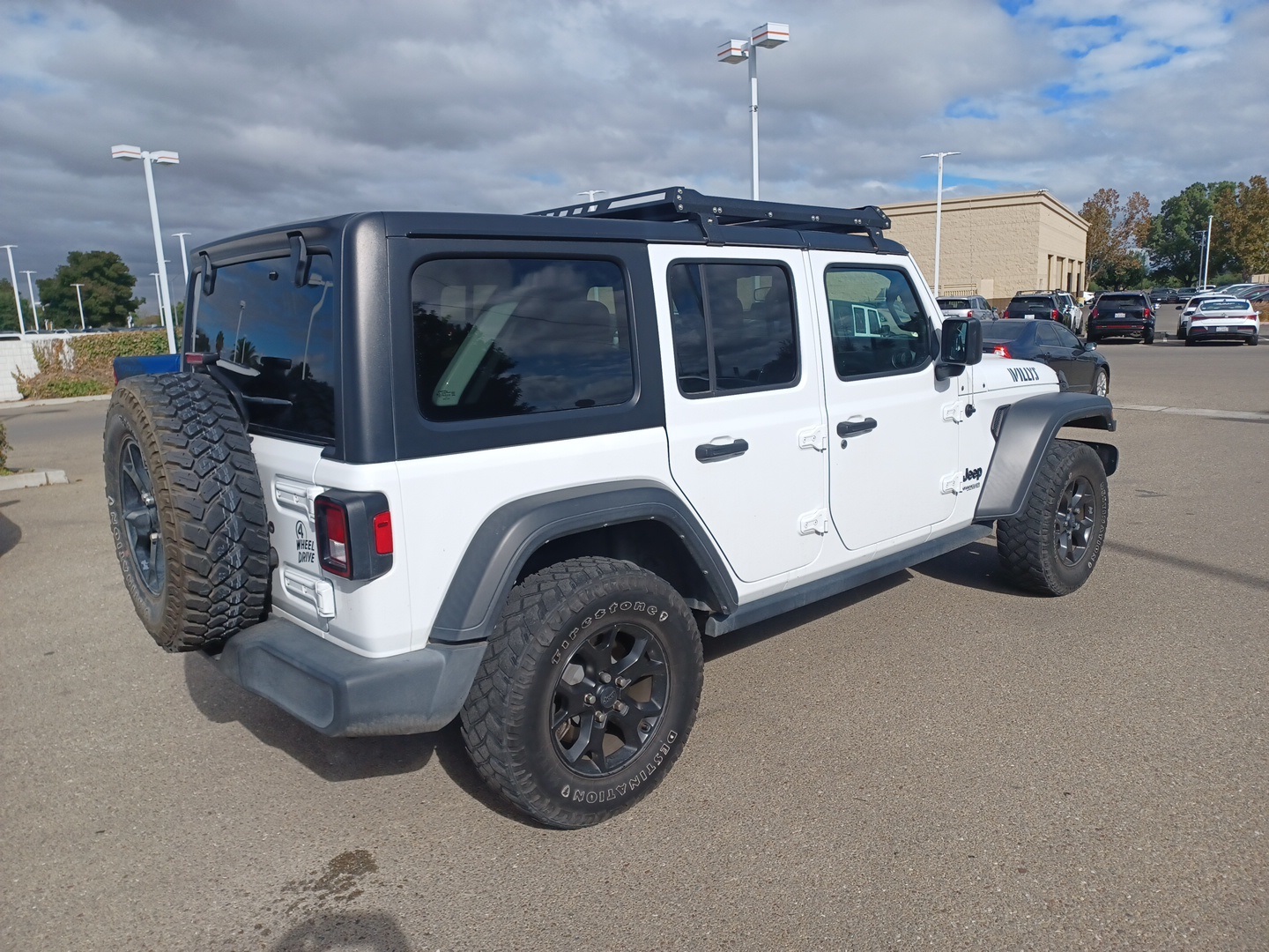 2021 Jeep Wrangler Unlimited Willys photo 4