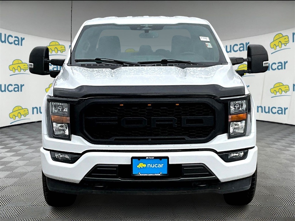 2023 Ford F-150 XLT photo 2