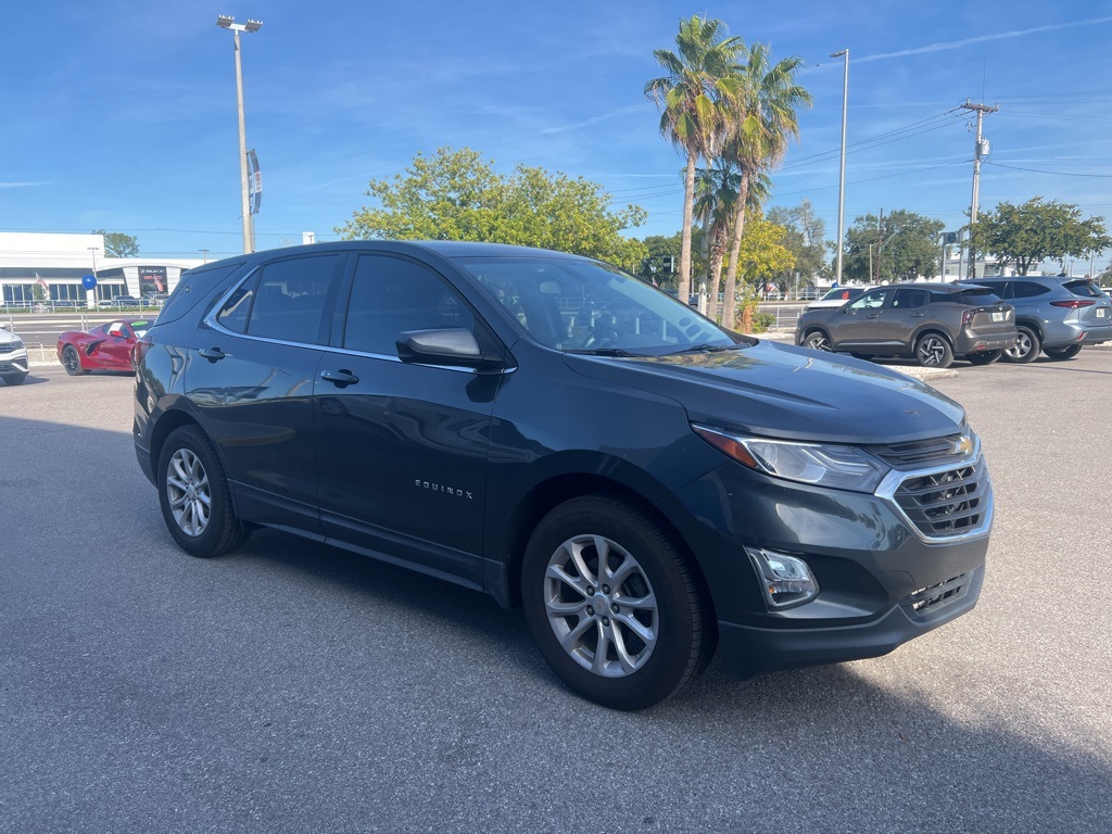 2018 Chevrolet Equinox LT photo 3