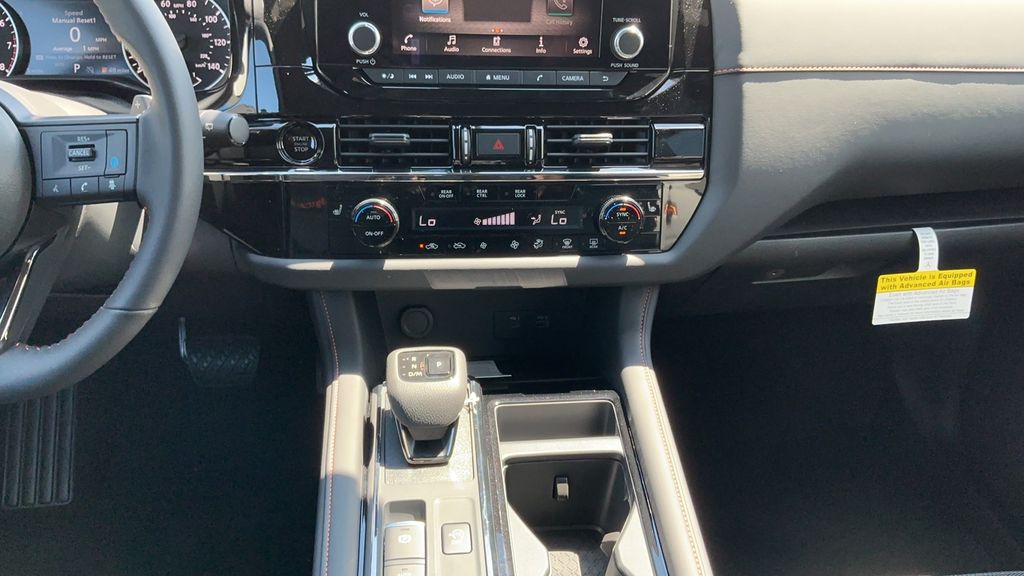 2025 Nissan Pathfinder Rock Creek photo 12