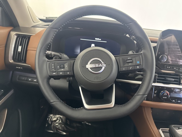 2025 Nissan Pathfinder Platinum photo 20