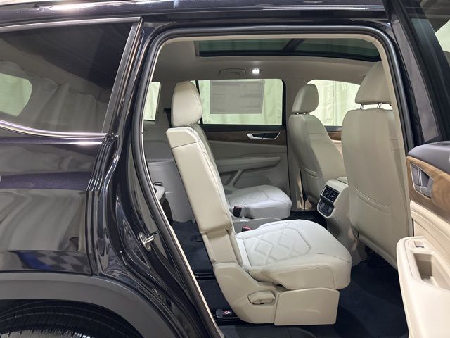 2026 Volkswagen Atlas SE Technology photo 27