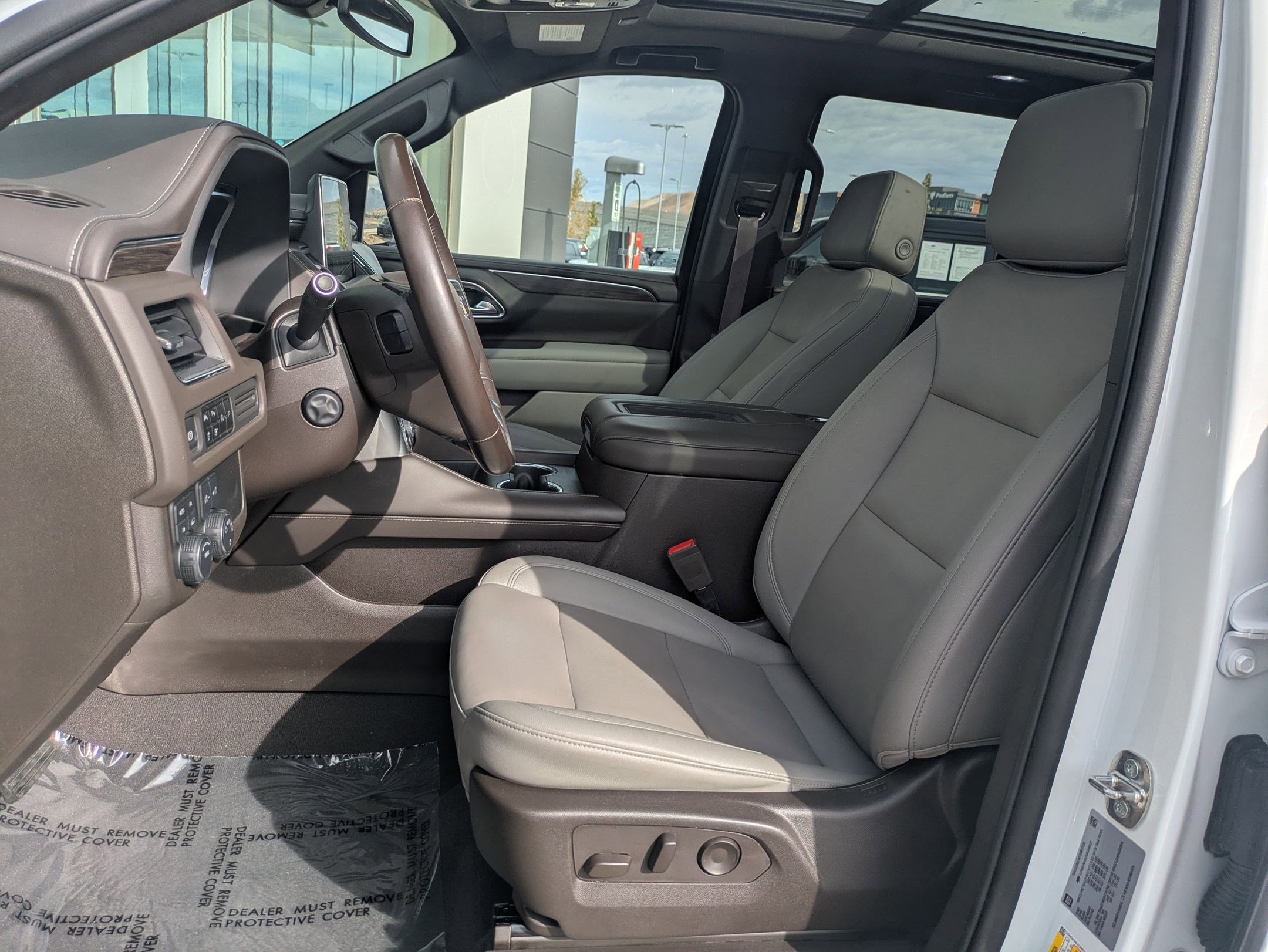 2022 Chevrolet Tahoe LT photo 23