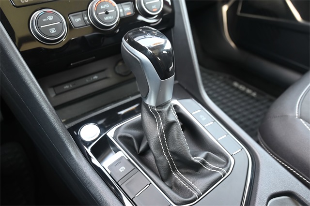 2024 Volkswagen Taos SE photo 20