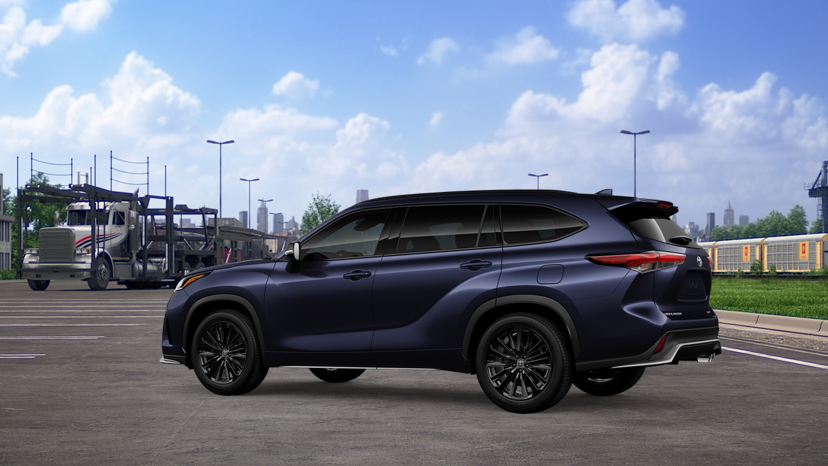 2026 Toyota Highlander XSE photo 4
