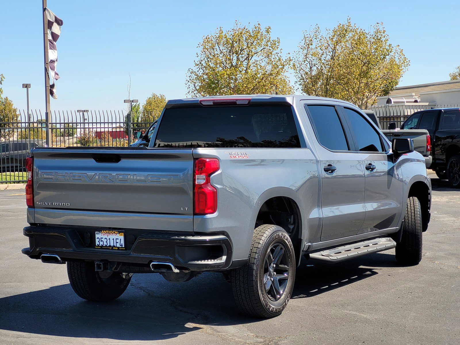 2021 Chevrolet Silverado 1500 LT Trail Boss photo 4