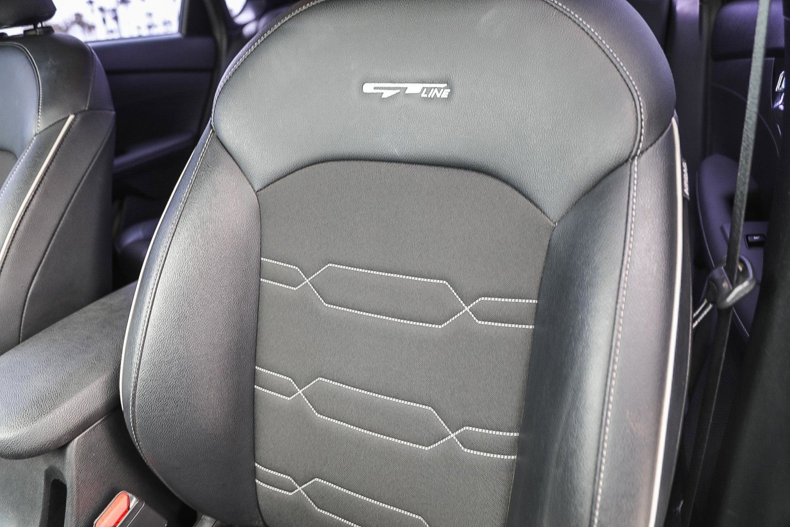 2023 Kia Forte GT-Line photo 22