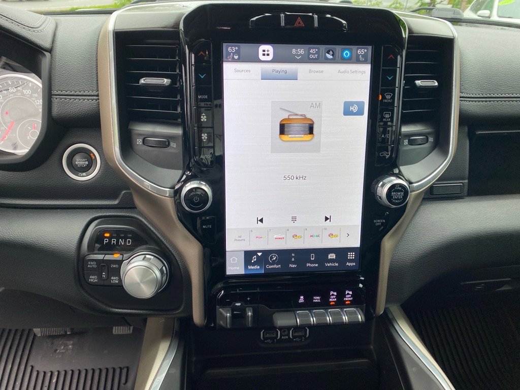 2022 Ram 1500 Laramie photo 11